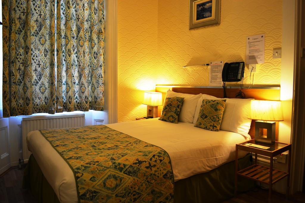 Falcon Hotel London Phòng bức ảnh