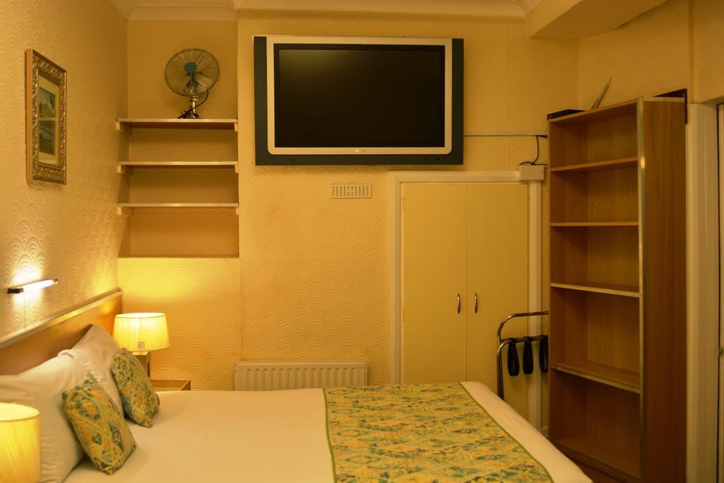 Falcon Hotel London Phòng bức ảnh