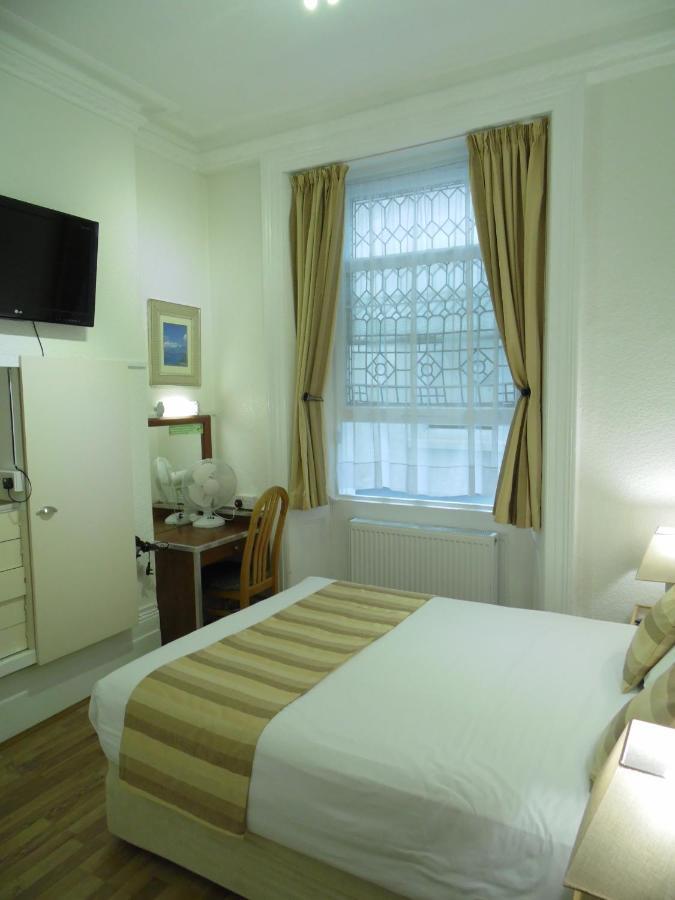 Falcon Hotel London Ngoại thất bức ảnh