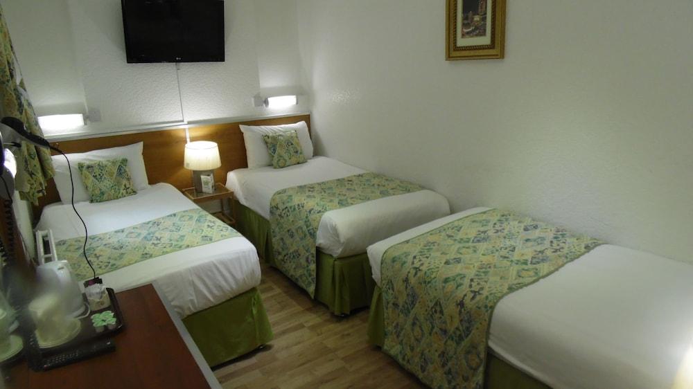 Falcon Hotel London Ngoại thất bức ảnh